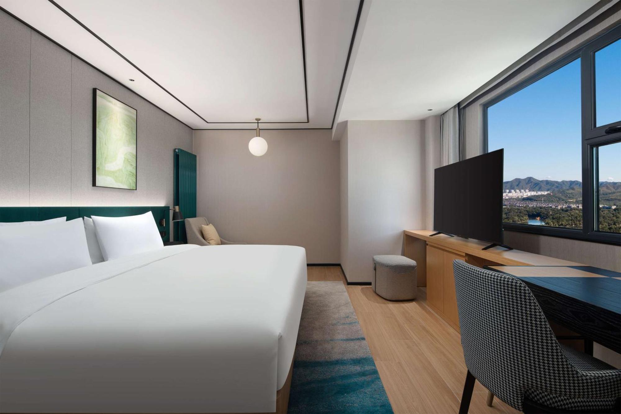 Hilton Garden Inn Chengde Mountain Resort מראה חיצוני תמונה