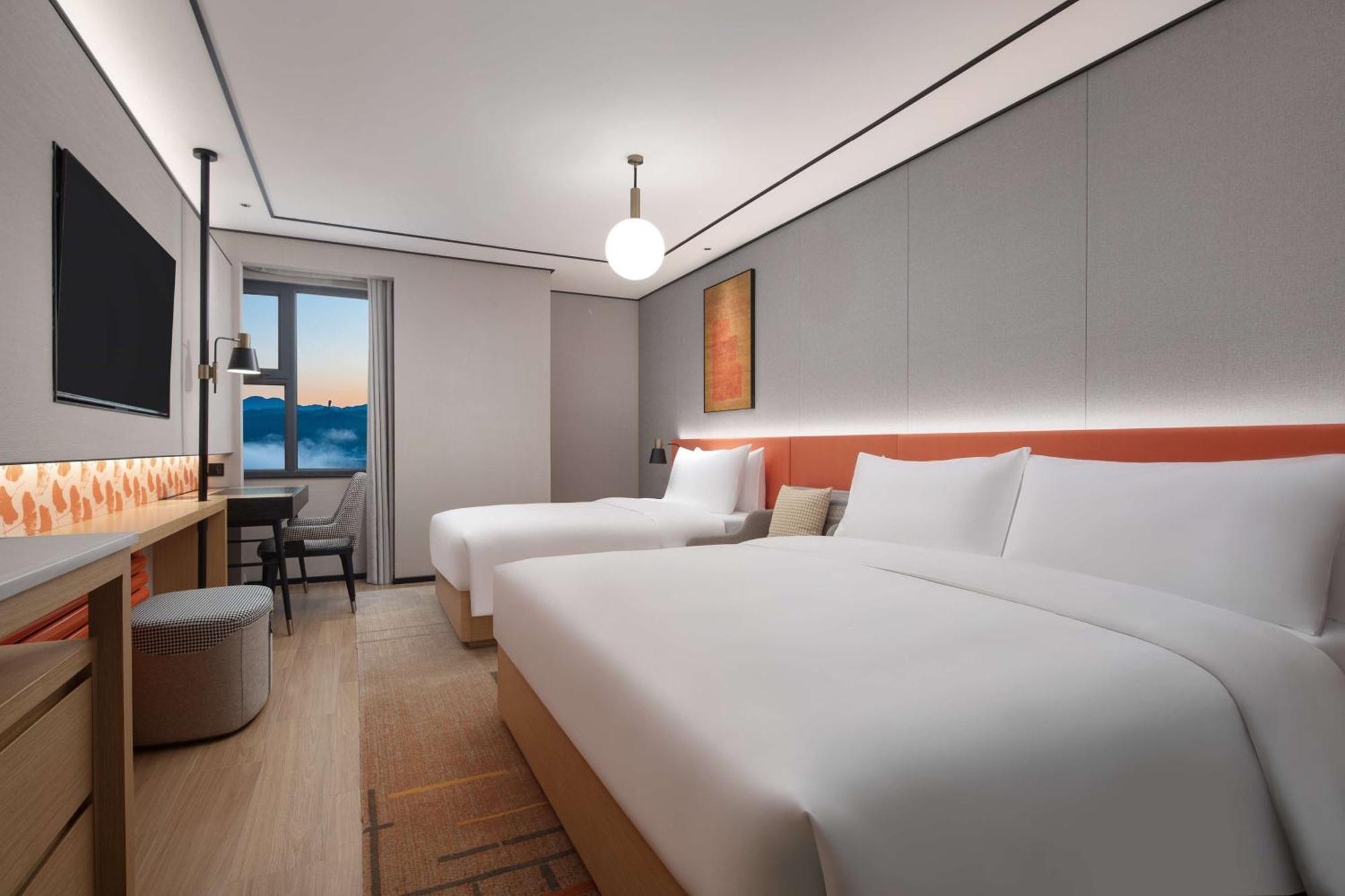 Hilton Garden Inn Chengde Mountain Resort מראה חיצוני תמונה