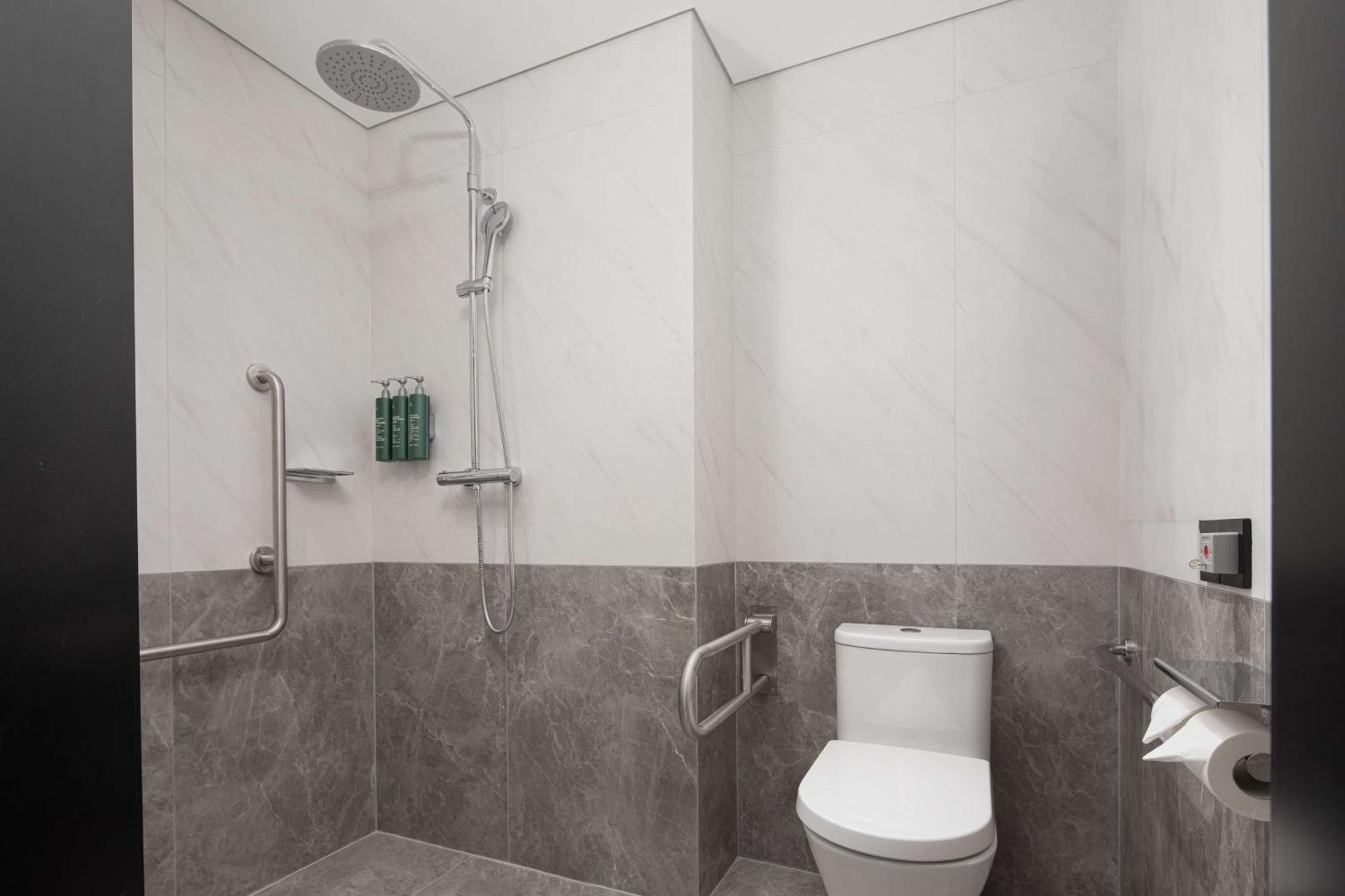 Hilton Garden Inn Chengde Mountain Resort מראה חיצוני תמונה