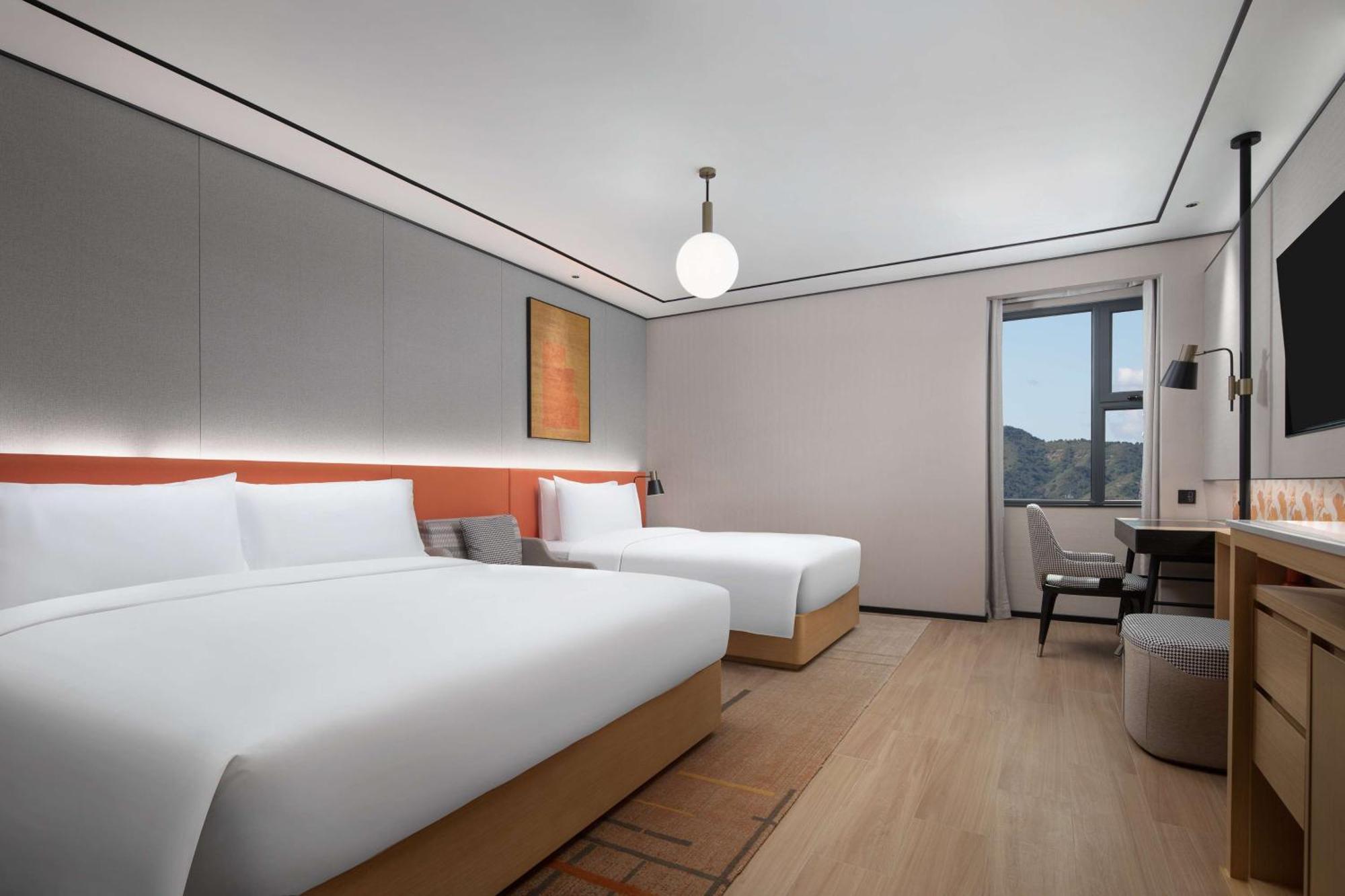Hilton Garden Inn Chengde Mountain Resort מראה חיצוני תמונה